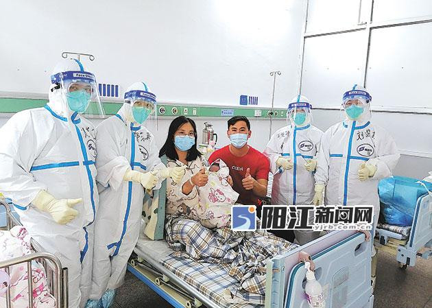 许女士在市人民医院综合病区产房顺产诞下宝宝.jpg