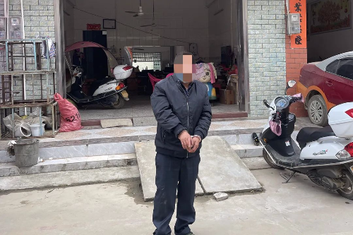 男子闹市扒窃,警民合力快速破案.jpg 男子闹市扒窃,警民合力快速破案.jpg