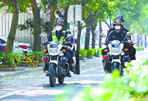 春节假期,全体公安民警、辅警守护平安不打烊.jpg 春节假期,全体公安民警、辅警守护平安不打烊.jpg