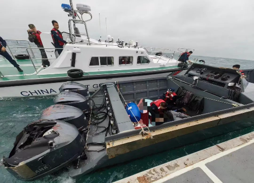 多部门海陆联动3天查获走私冻品15吨.jpg 多部门海陆联动3天查获走私冻品15吨.jpg