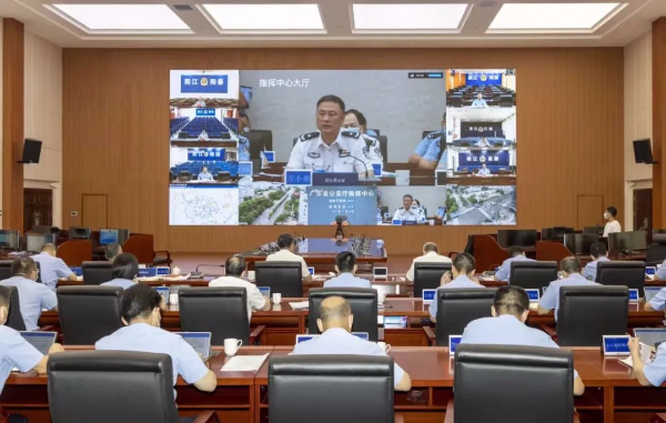 阳江市公安局传达学习贯彻省委书记黄坤明在阳江调研时的指示精神.jpg 阳江市公安局传达学习贯彻省委书记黄坤明在阳江调研时的指示精神.jpg